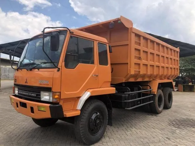 Cara Memilih Truk Engkel 6 Roda yang Tepat