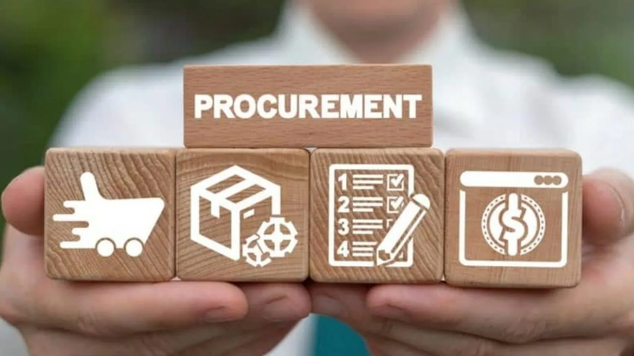 procurement staff adalah