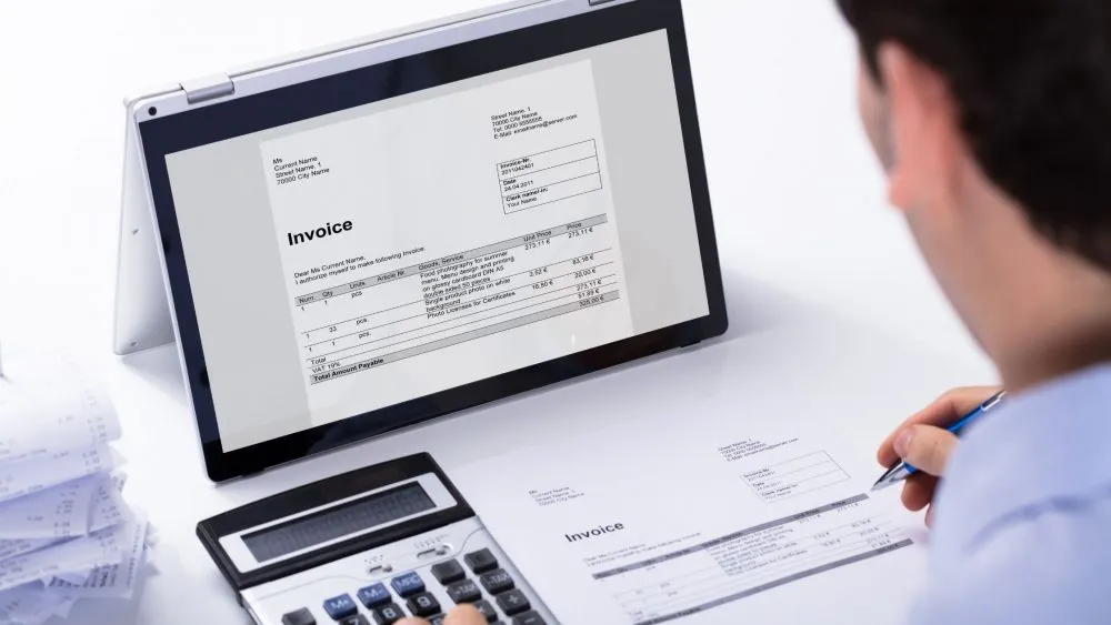 invoice adalah