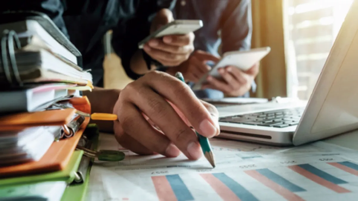 contoh analisis laporan keuangan