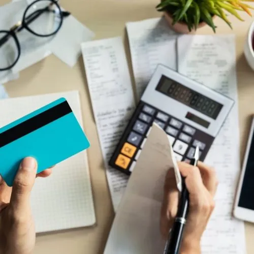 tabel pemasukan dan pengeluaran