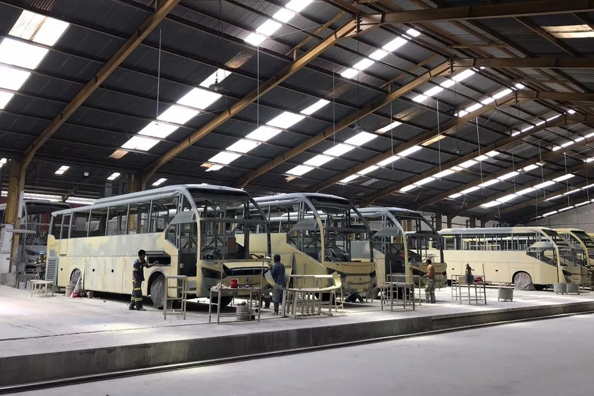 perusahaan karoseri adalah